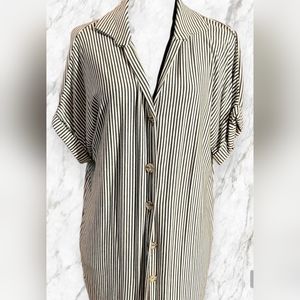 Kim & Cami Large B & W Striped Blouse